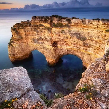 Perfect Location New *