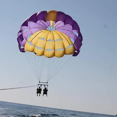 Perfect Location New דירה *