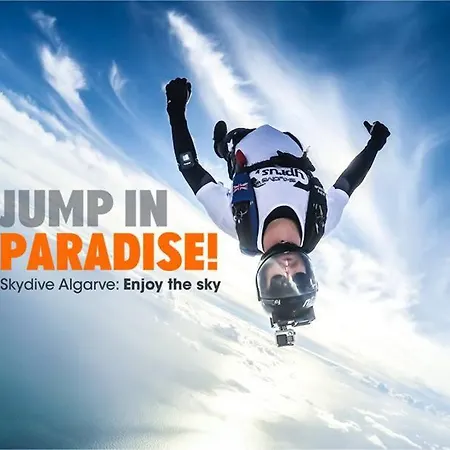 Perfect Location New דירה