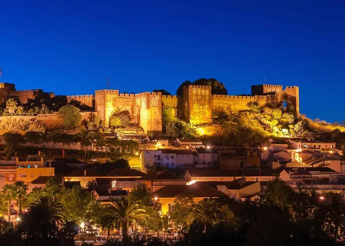 Perfect Location New *