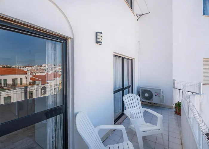 Perfect Location New Apartman